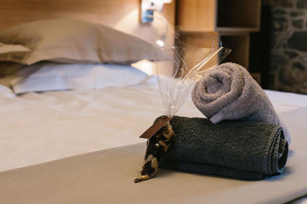 B&B L'Echappee Belle Welness Spa Et Table D'Hotes Falaen ภายนอก รูปภาพ