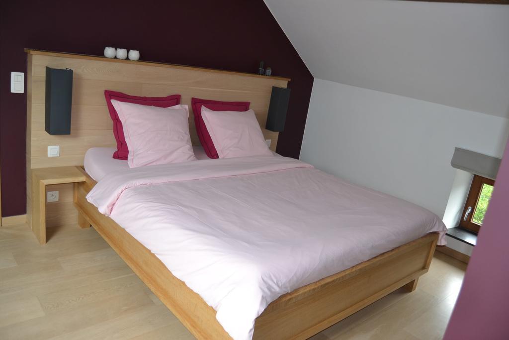 B&B L'Echappee Belle Welness Spa Et Table D'Hotes Falaen ภายนอก รูปภาพ